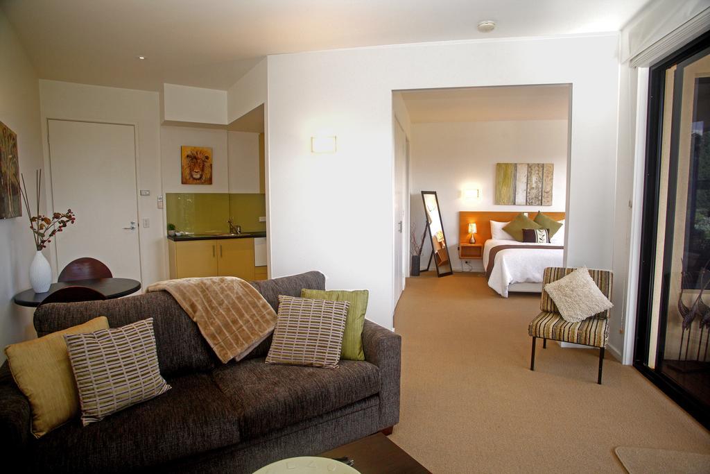 Hilltop Apartments Phillip Island (Adults Only) Cowes Room photo