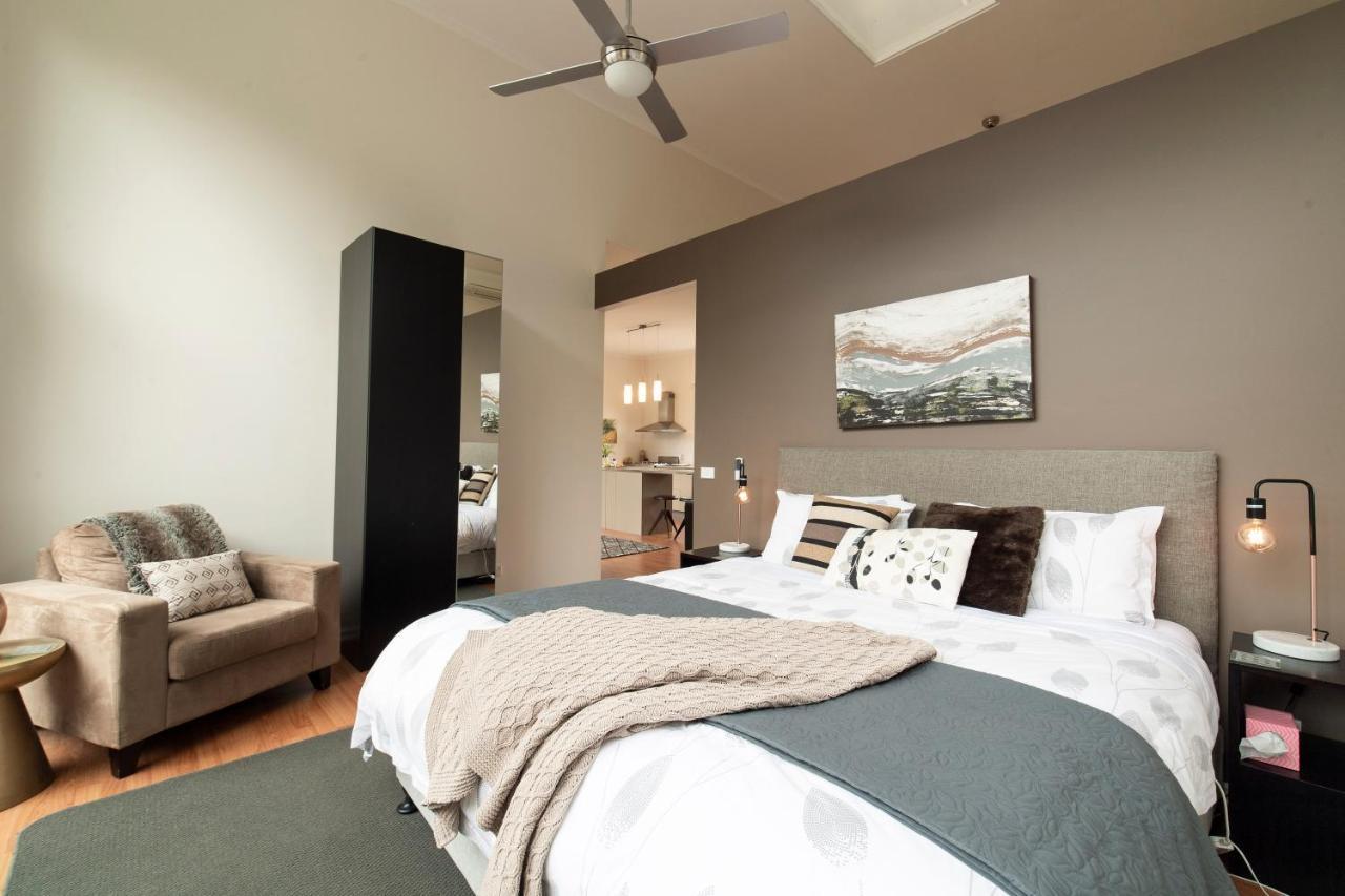 Hilltop Apartments Phillip Island (Adults Only) Cowes Exterior photo